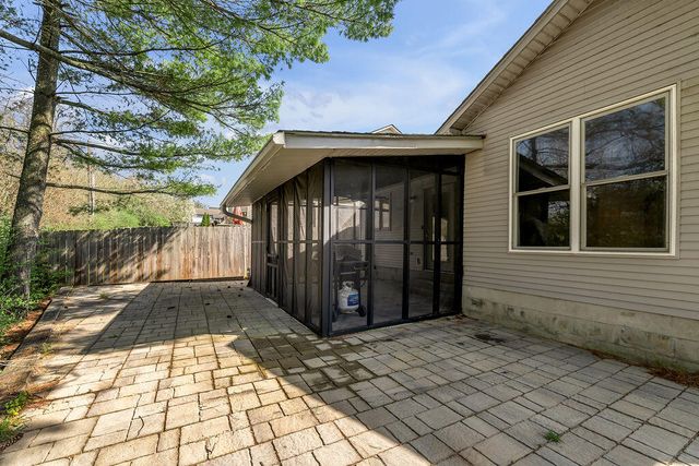 4512 Hartland Parkway, Lexington, KY 40515