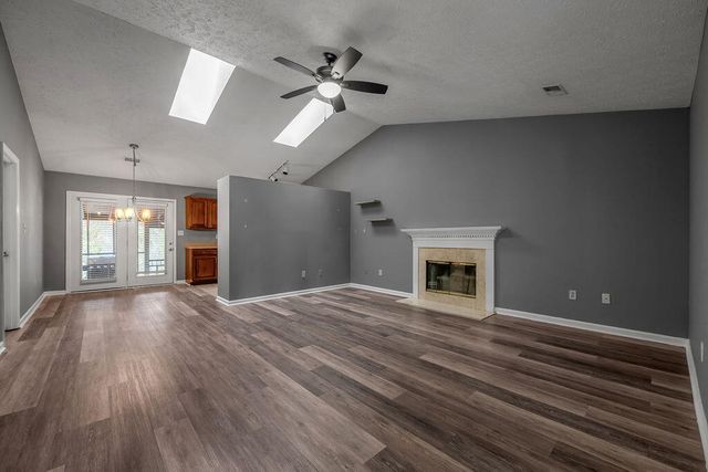 4512 Hartland Parkway, Lexington, KY 40515