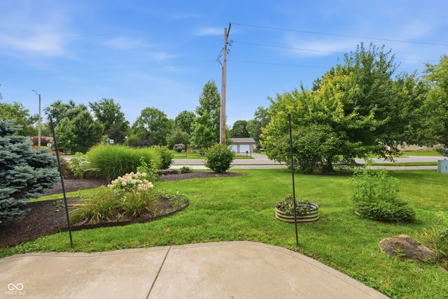 8123 Little Circle Road, Noblesville, IN 46060