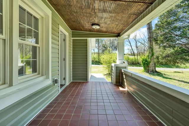 10940 Eustice Road, Soddy Daisy, TN 37379