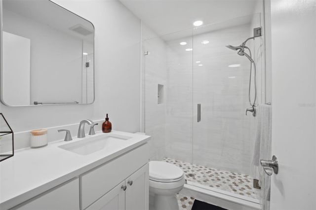 1600 1ST AVENUE W 102A, Bradenton, FL 34205