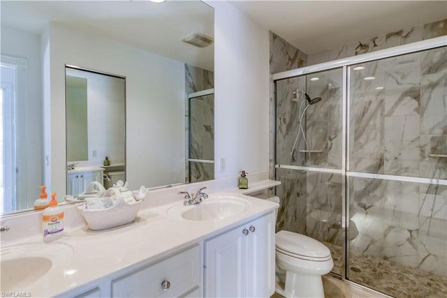 7390 Emilia LN, Naples, FL 34114