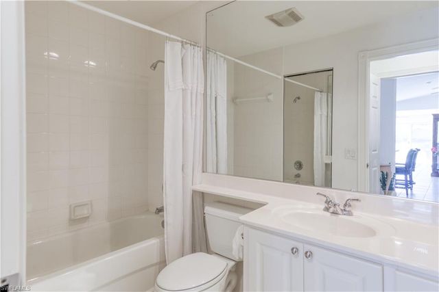 7390 Emilia LN, Naples, FL 34114