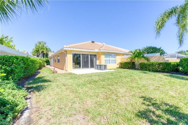 7390 Emilia LN, Naples, FL 34114