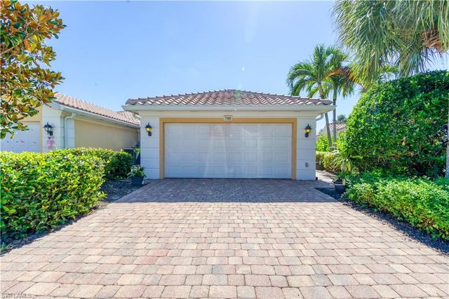 7390 Emilia LN, Naples, FL 34114