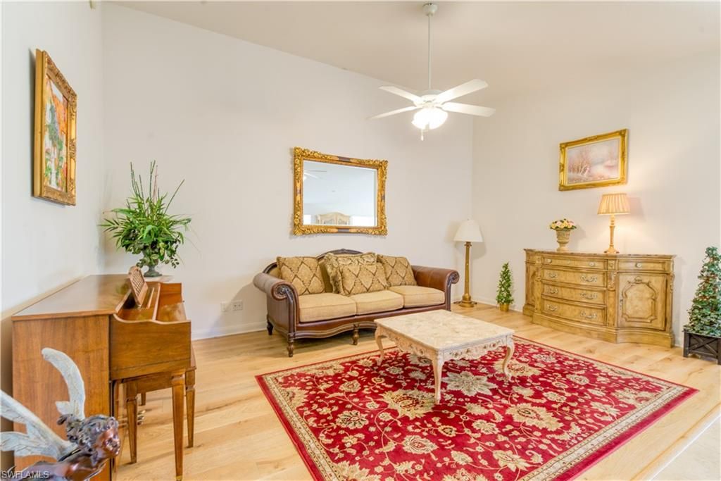 7390 Emilia LN, Naples, FL 34114