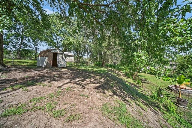 7820 NE San Rafael Drive, Kansas City, MO 64119