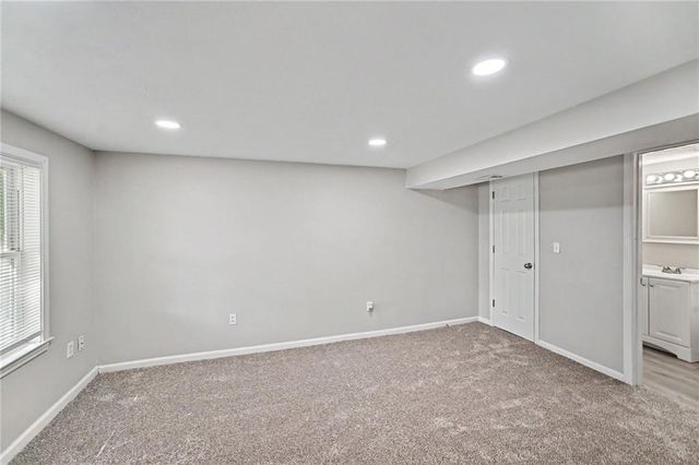 7820 NE San Rafael Drive, Kansas City, MO 64119