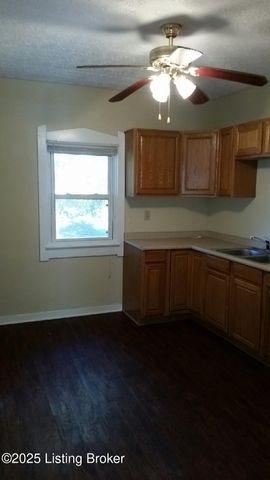 4625 Brewster Ave, Louisville, KY 40211