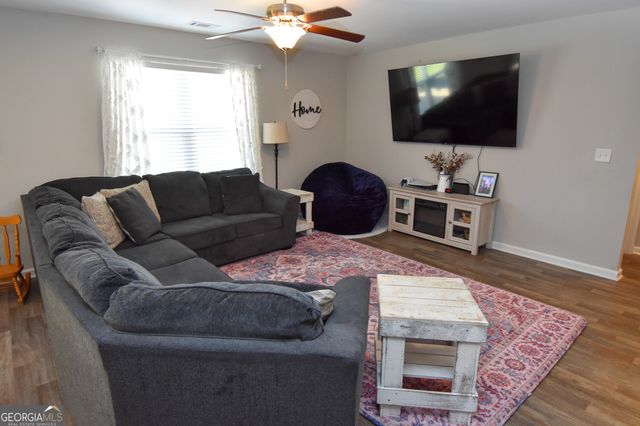 121 Meadowbrooke Drive, Milner, GA 30257