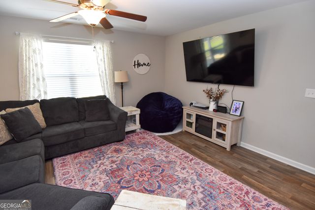 121 Meadowbrooke Drive, Milner, GA 30257