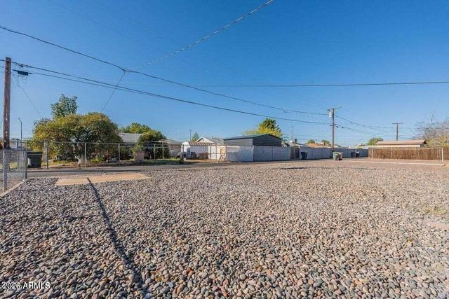 11107 W IOWA Avenue ., Youngtown, AZ 85363