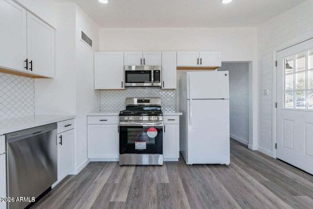 11107 W IOWA Avenue ., Youngtown, AZ 85363