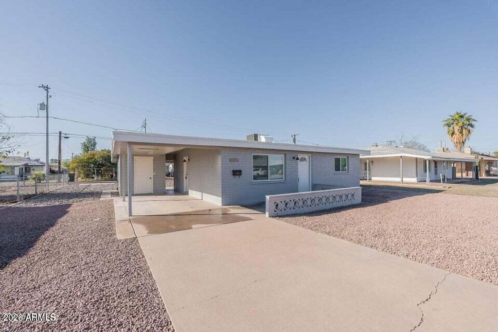 11107 W IOWA Avenue ., Youngtown, AZ 85363 — photo 5
