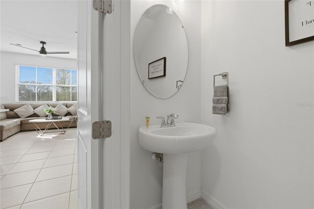 710 LONGBOAT DRIVE, Davenport, FL 33896