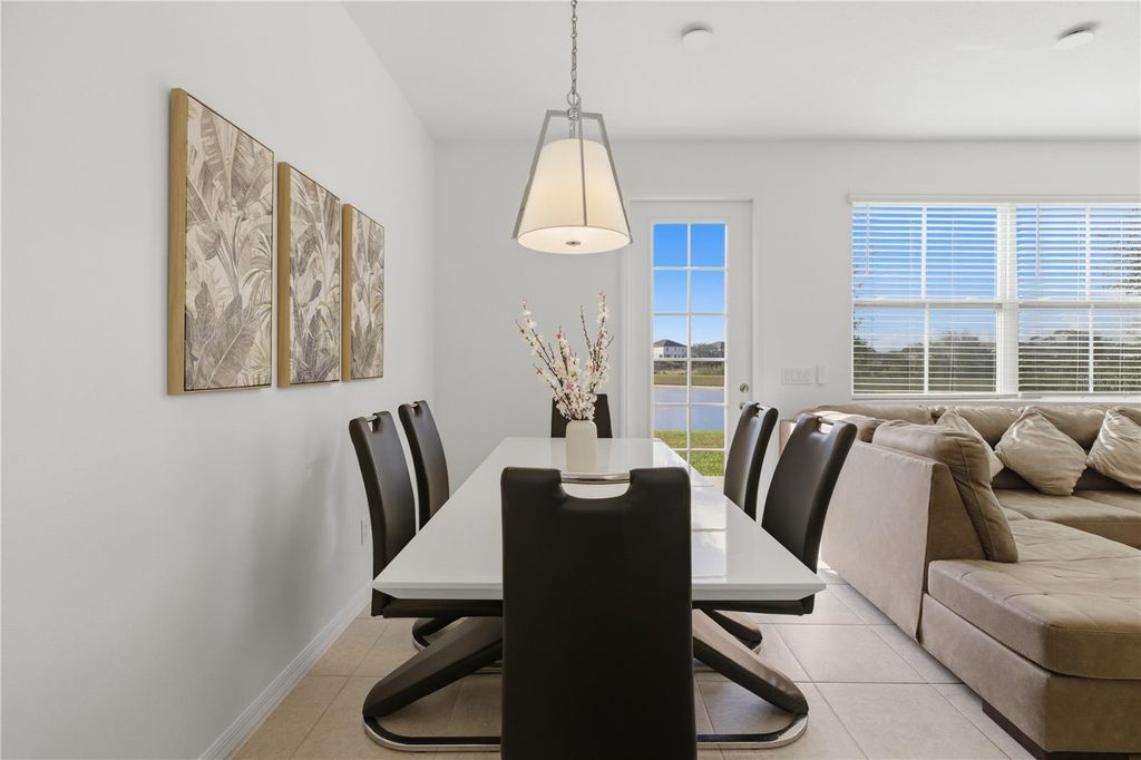 Image 11 of property listing at 710 LONGBOAT DRIVE, Davenport, FL 33896