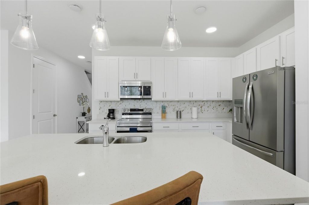 Image 12 of property listing at 710 LONGBOAT DRIVE, Davenport, FL 33896