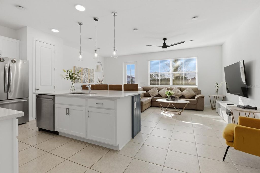 Image 13 of property listing at 710 LONGBOAT DRIVE, Davenport, FL 33896