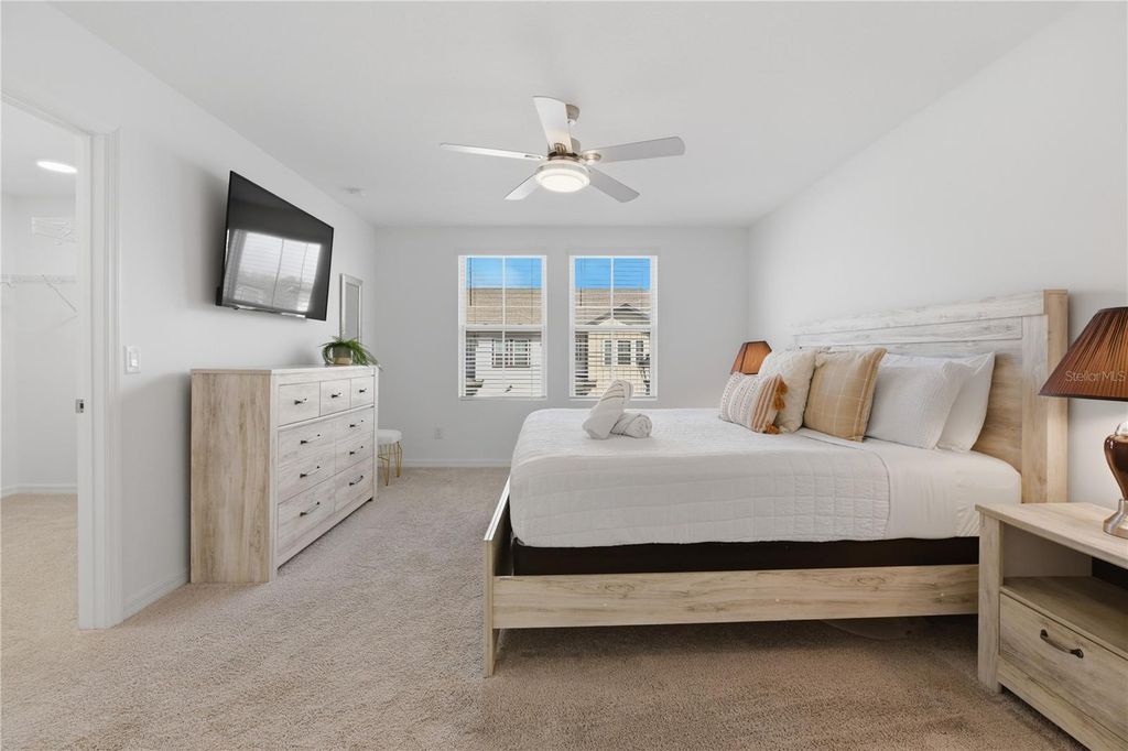 Image 19 of property listing at 710 LONGBOAT DRIVE, Davenport, FL 33896