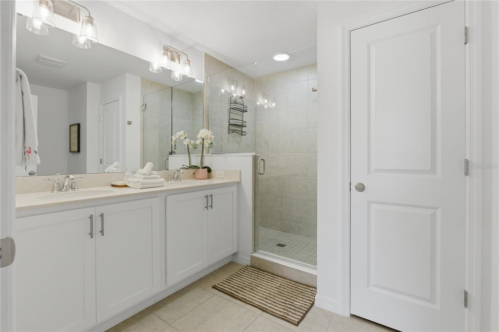 Image 22 of property listing at 710 LONGBOAT DRIVE, Davenport, FL 33896