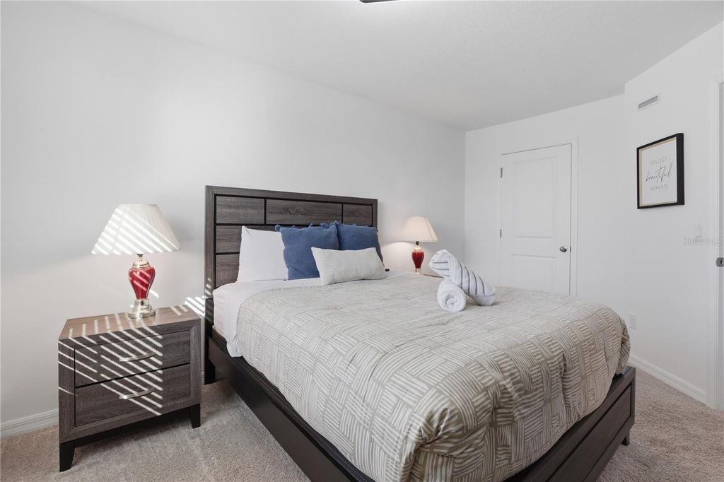 Image 27 of property listing at 710 LONGBOAT DRIVE, Davenport, FL 33896