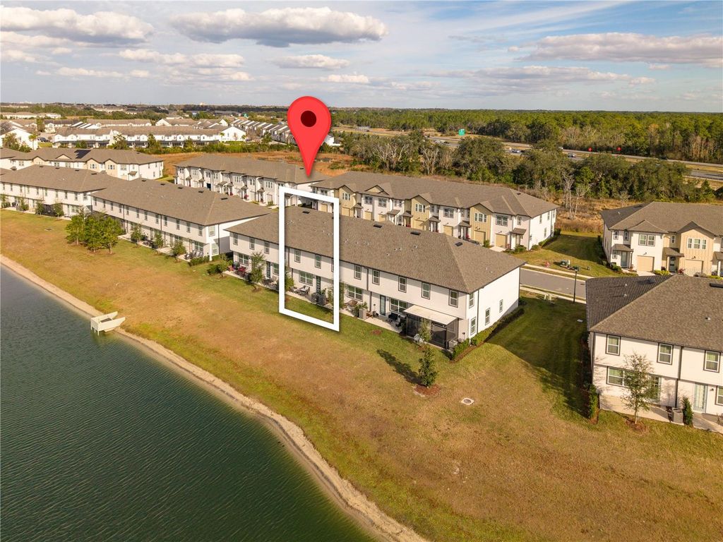 Image 35 of property listing at 710 LONGBOAT DRIVE, Davenport, FL 33896