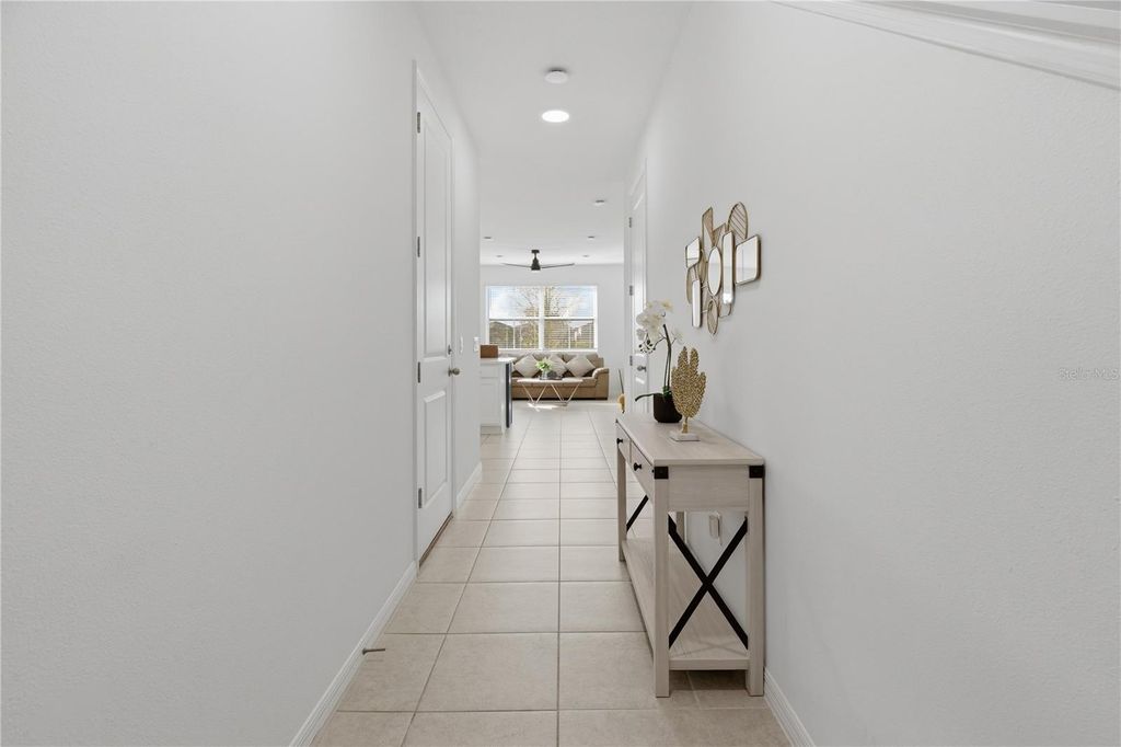 Image 5 of property listing at 710 LONGBOAT DRIVE, Davenport, FL 33896