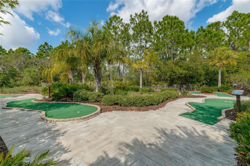 Image 43 of property listing at 710 LONGBOAT DRIVE, Davenport, FL 33896