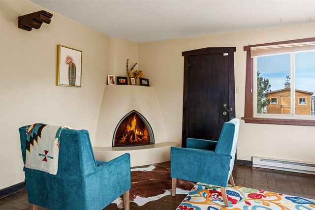 10 Camino Oriente, Santa Fe, NM 87508