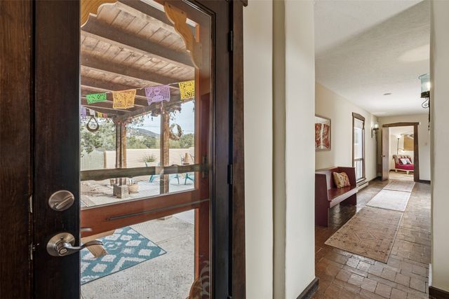 10 Camino Oriente, Santa Fe, NM 87508