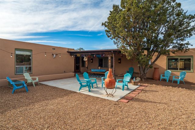10 Camino Oriente, Santa Fe, NM 87508