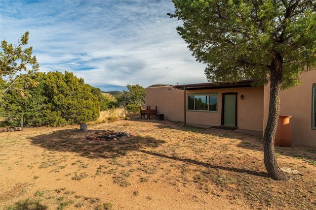 10 Camino Oriente, Santa Fe, NM 87508
