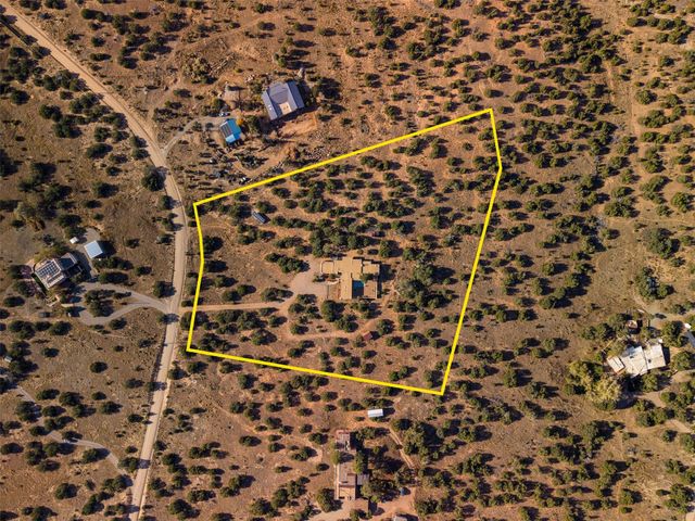 10 Camino Oriente, Santa Fe, NM 87508