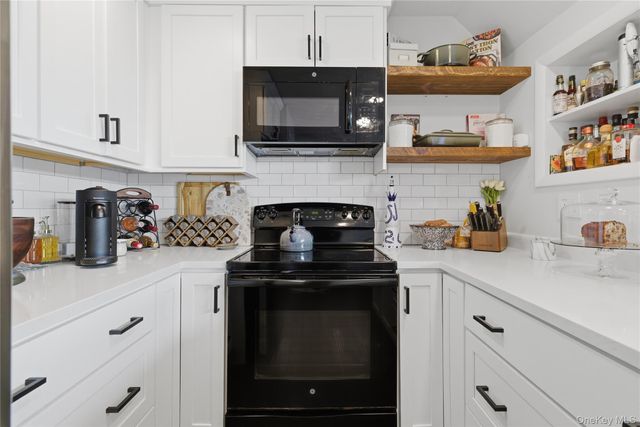 523 W Broadway A, Long Beach, NY 11561