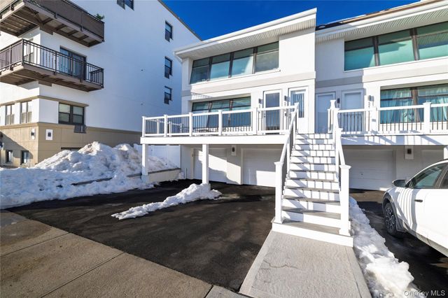 523 W Broadway A, Long Beach, NY 11561