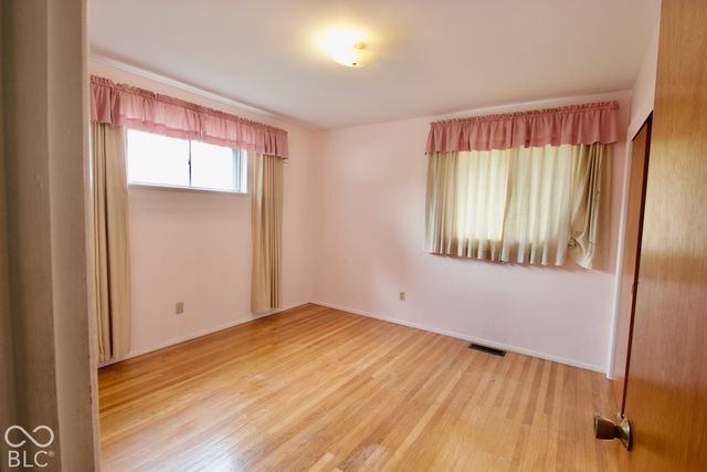 5332 E 41st Street, Indianapolis, IN 46226