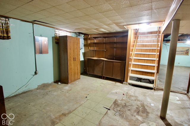 5332 E 41st Street, Indianapolis, IN 46226
