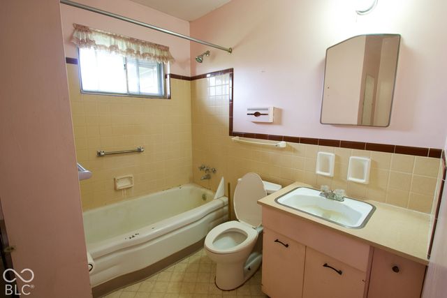 5332 E 41st Street, Indianapolis, IN 46226