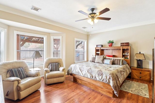 24 Dover Drive, Conroe, TX 77304