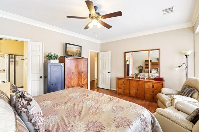 24 Dover Drive, Conroe, TX 77304