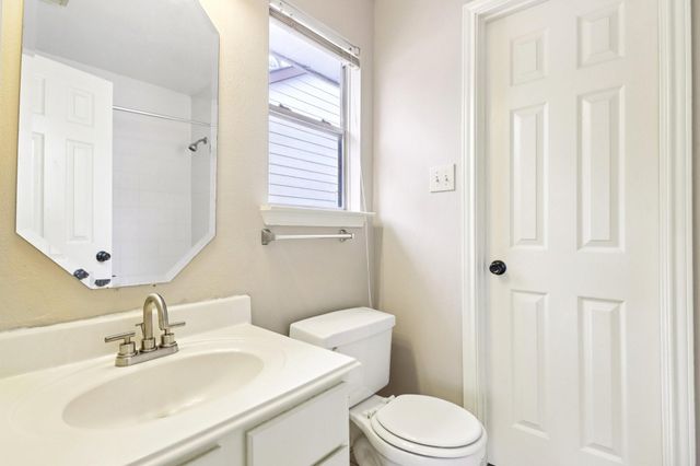 24 Dover Drive, Conroe, TX 77304