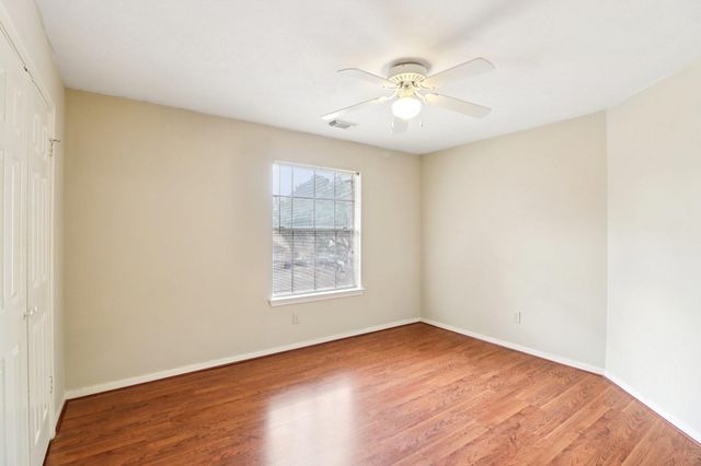 24 Dover Drive, Conroe, TX 77304