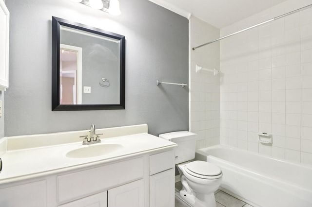 24 Dover Drive, Conroe, TX 77304