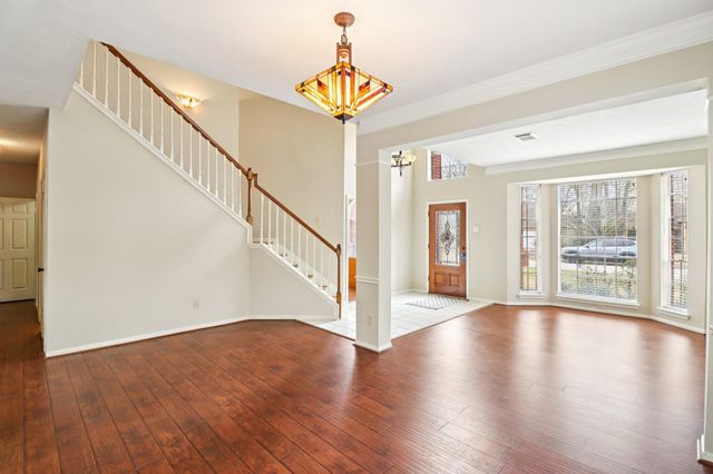 24 Dover Drive, Conroe, TX 77304