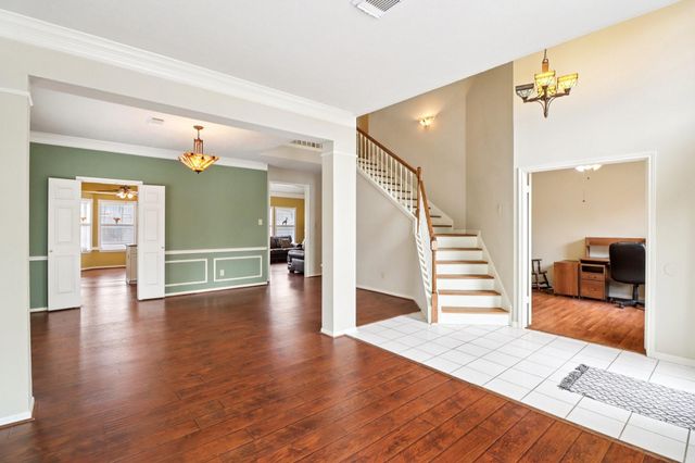 24 Dover Drive, Conroe, TX 77304