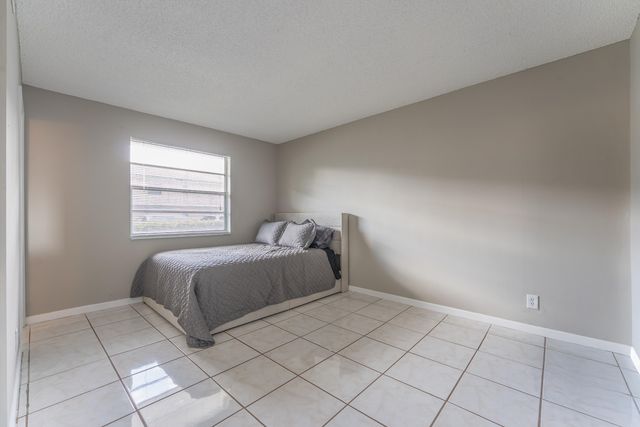 720 N Dixie Highway 603, Lantana, FL 33462