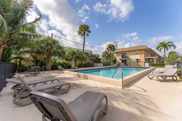 720 N Dixie Highway 603, Lantana, FL 33462