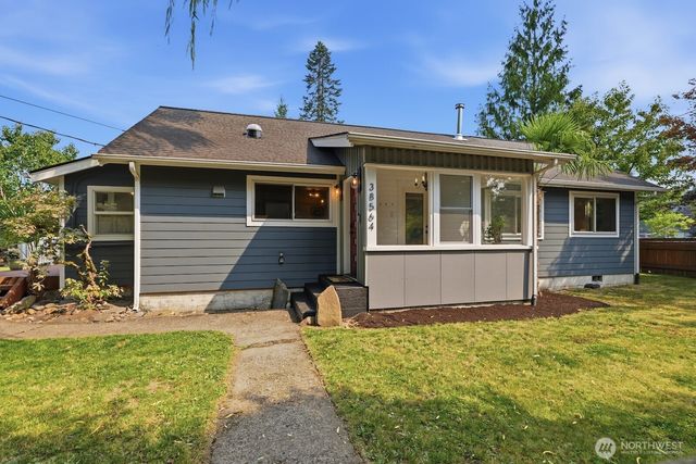 38564 SE River Street, Snoqualmie, WA 98065