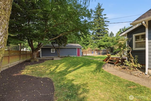 38564 SE River Street, Snoqualmie, WA 98065
