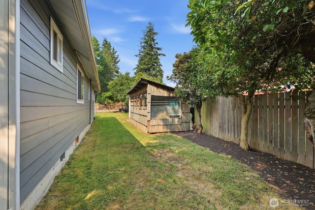 38564 SE River Street, Snoqualmie, WA 98065